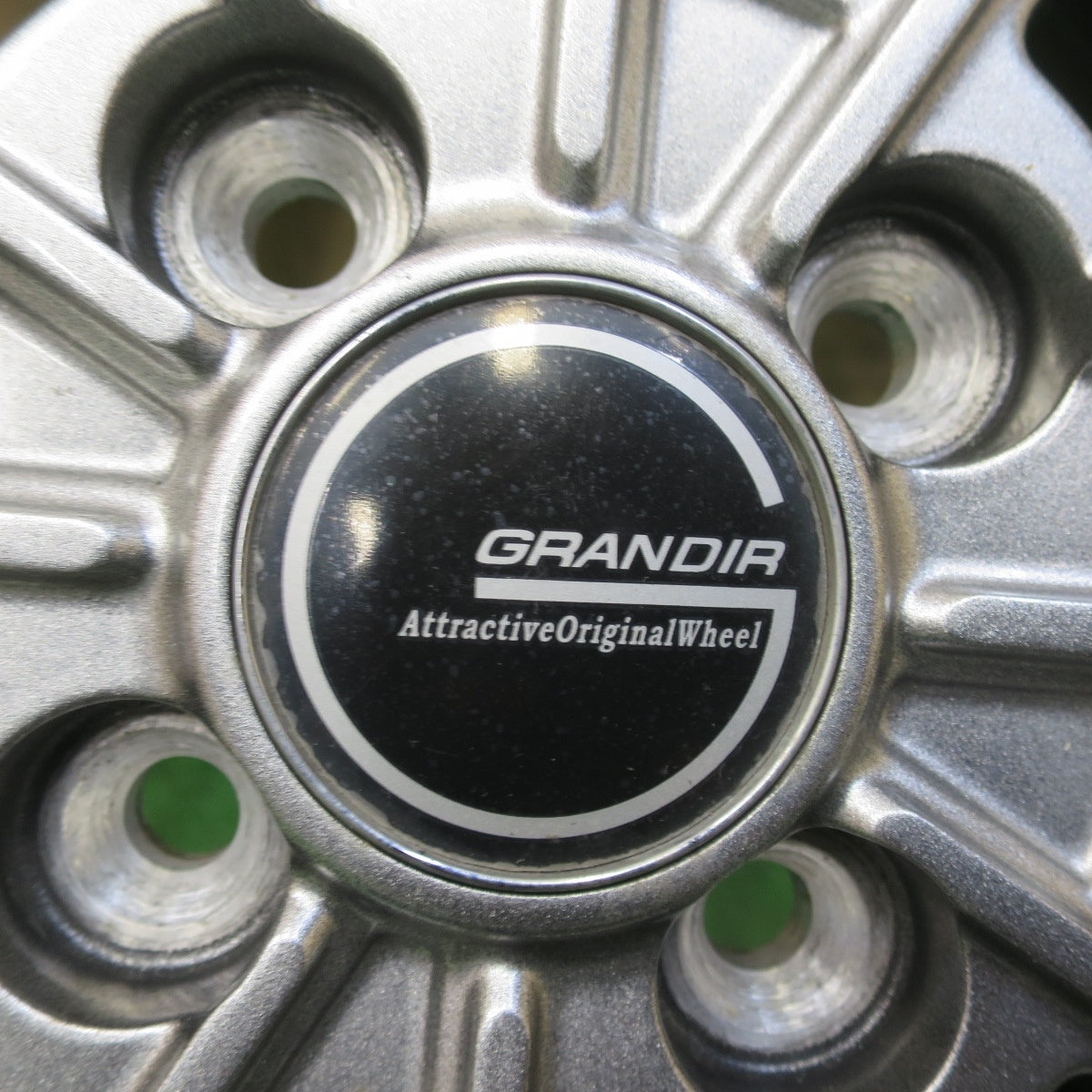 バリ溝！23年！キレイ！9分◎スタッドレス 155/65R14 グッドイヤー アイスナビ7 GRANDIR グランディール 14インチ PCD100/4H◎6080606イス