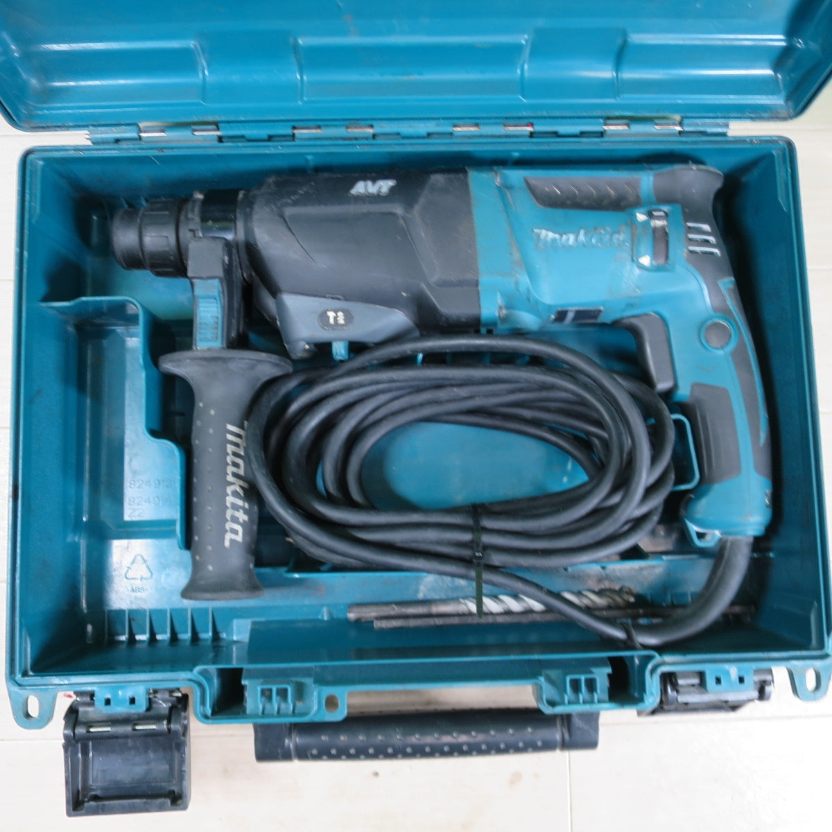 [送料無料] ☆マキタ 26mm ハンマ ドリル HR2601F 電動 工具 ハンマードリル コード式 Makita☆