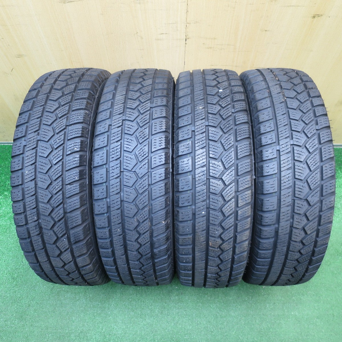 4本価格！22年★スタッドレス 155/65R13 ハイフライ Win-turi 212 社外 アルミ 13インチ PCD100/4H★5122401NJス