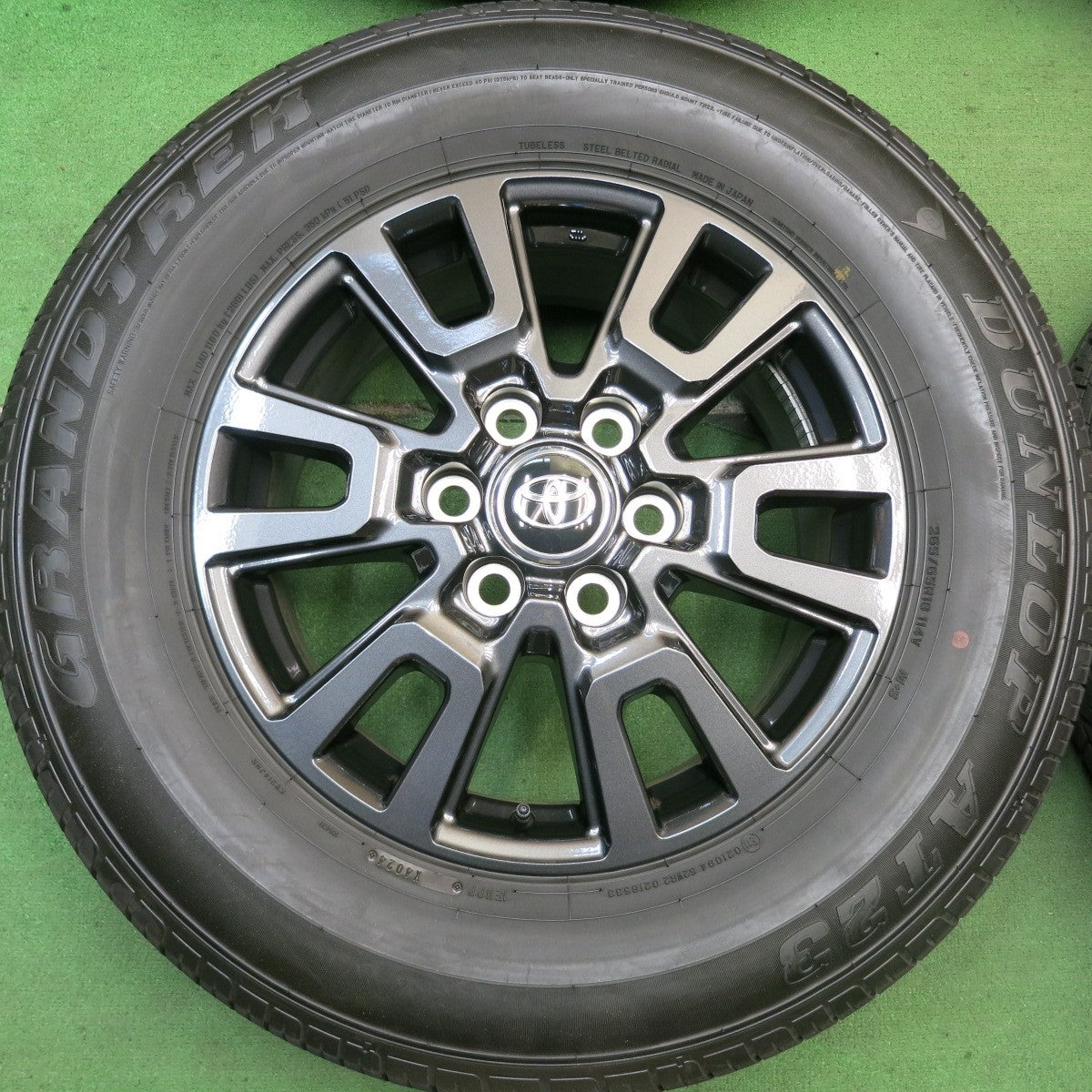 新車外し！24年★トヨタ ランクル 250 VX 純正 265/65R18 ダンロップ AT23 グラントレック 18インチ PCD139.7/6H★5071304HAノ
