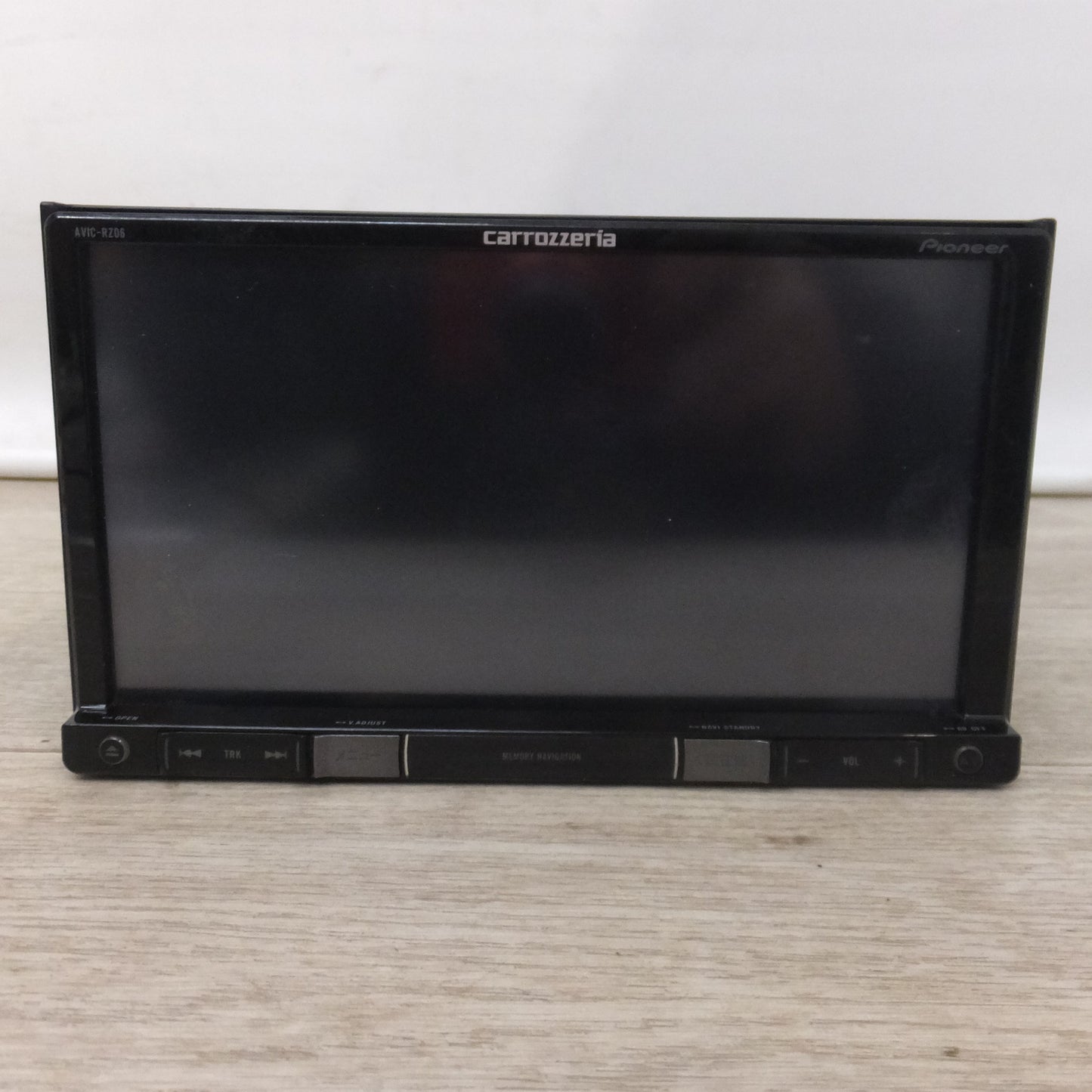 [送料無料] ★カロッツェリア carrozzeria AV一体型メモリーナビゲーション 楽ナビ AVIC-RZ06(9)★