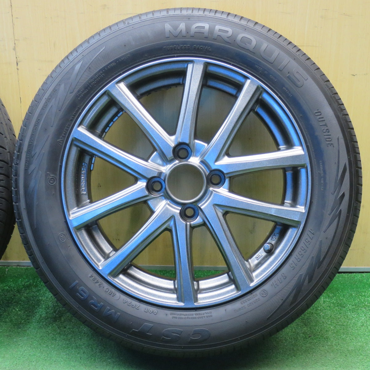バリ溝！23年！キレイ！9.5分★175/65R15 マーキス CST MR61 EURO MAGIC Aspire FX ユーロマジック アスパイア 15インチ PCD100/4H★6032905NJノ