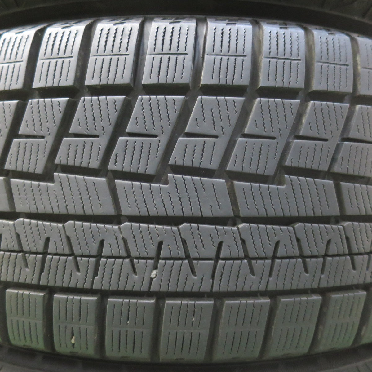 バリ溝！22年！キレイ！9分★マツダ CX-3 純正 215/50R18 スタッドレス ヨコハマ アイスガード iG60 18インチ CX3 PCD114.3/5H★5111203イス