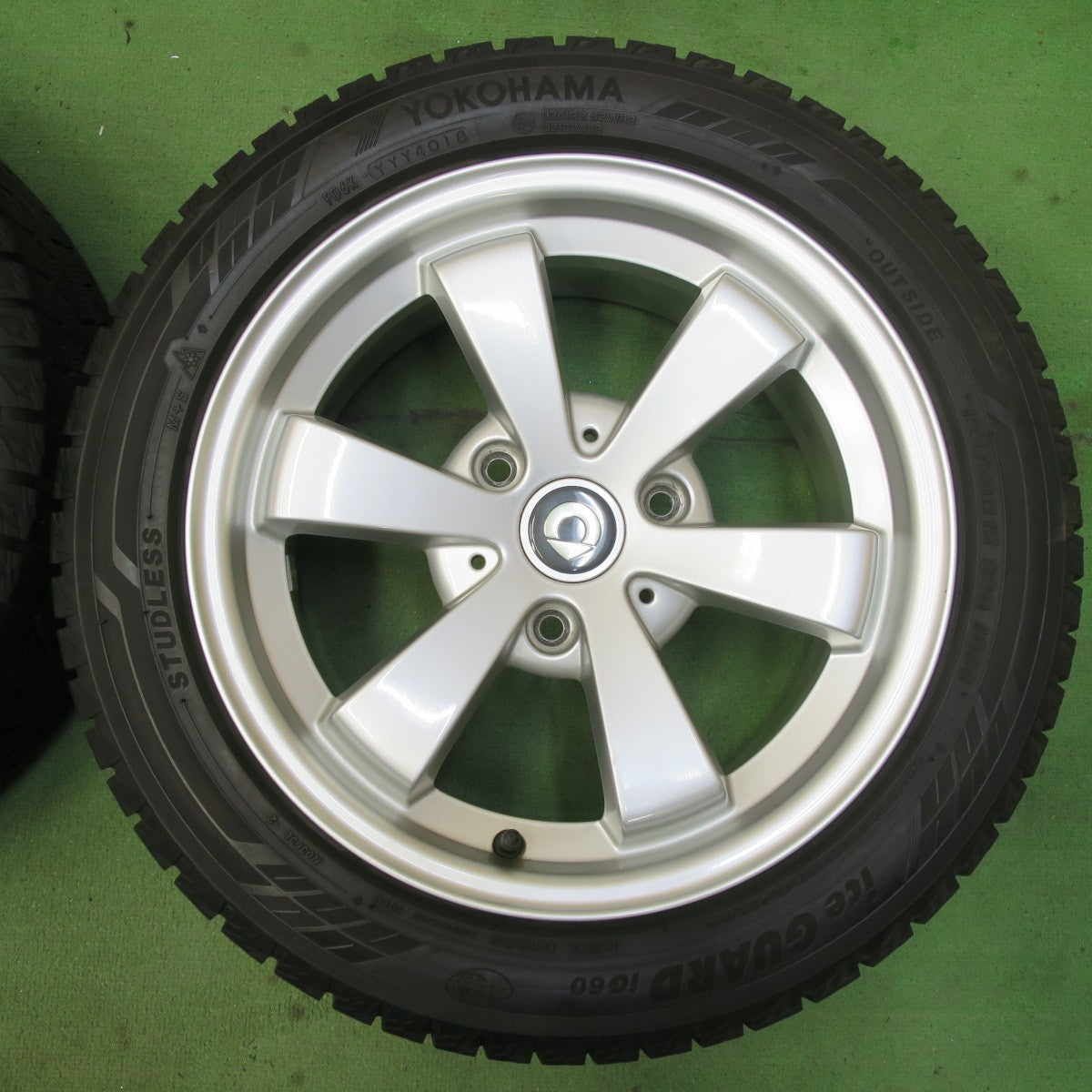 キレイ★スマート フォーツー C451 純正 BORBET 175/55R15 195/50R15 スタッドレス ヨコハマ アイスガード iG60 15インチ PCD112/3H★5062904イス