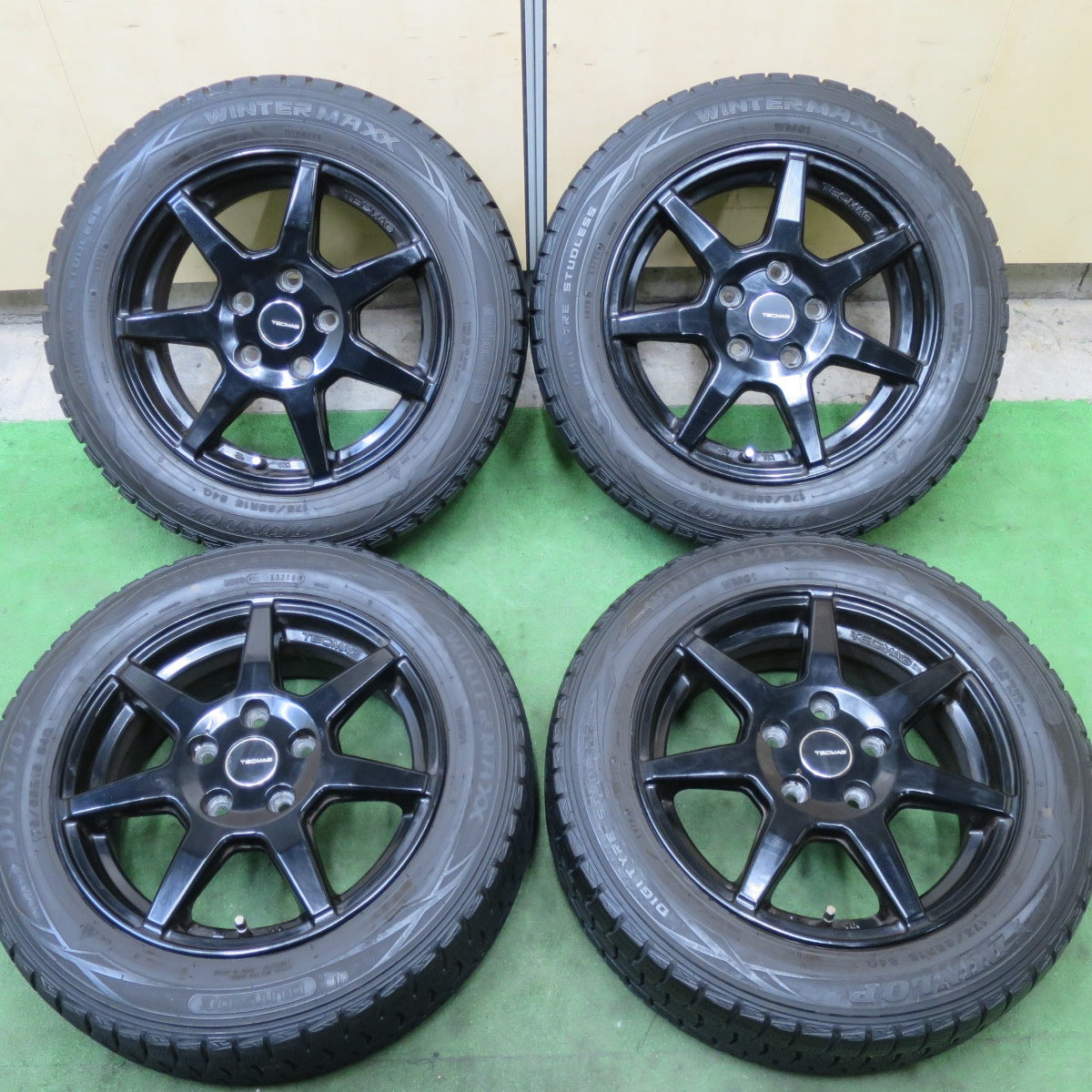 4本価格★MINI 等 TECMAG 207R 175/65R15 スタッドレス ダンロップ ウインターマックス WM01 テクマグ 15インチ PCD112/5H★5111101TTス