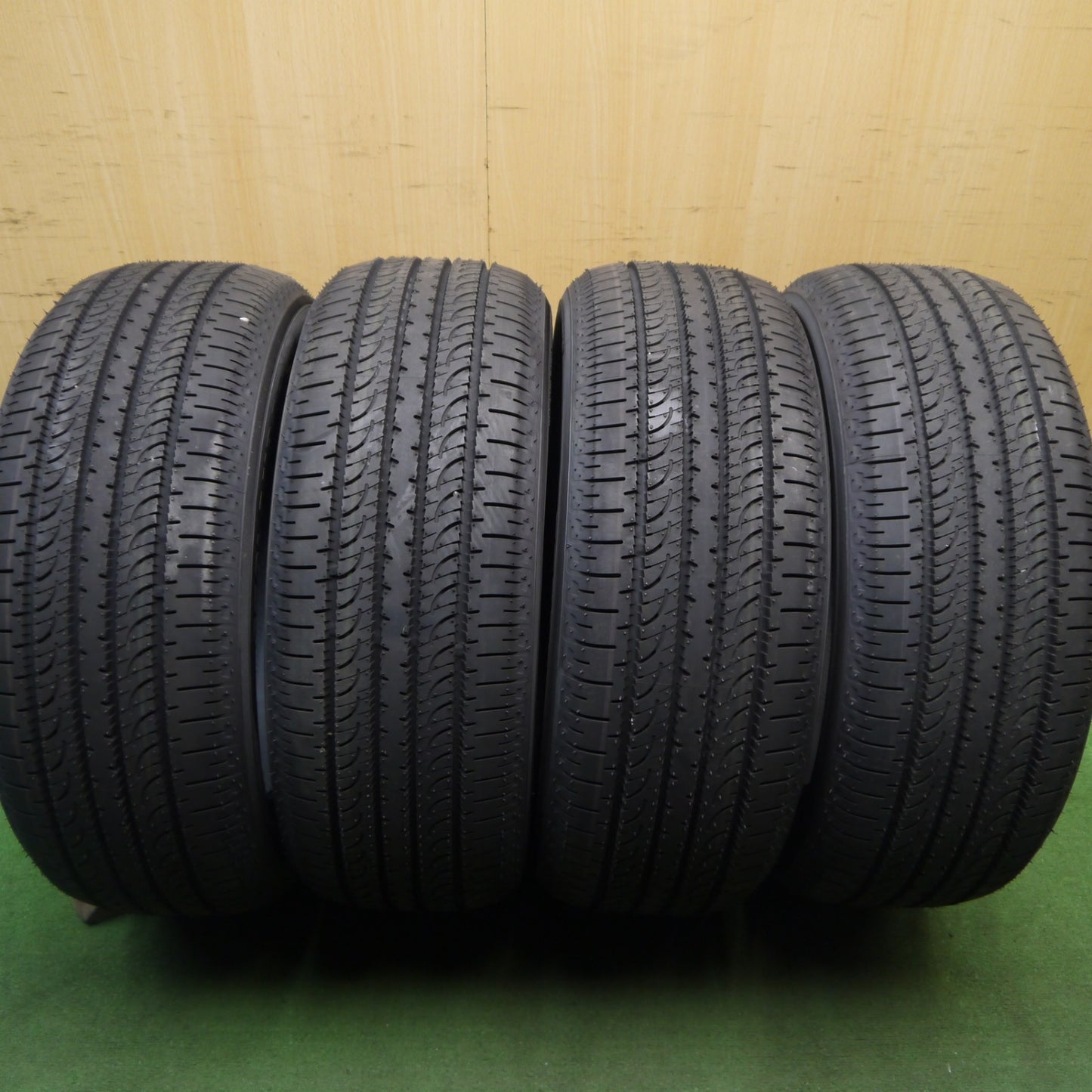 新車外し！25年★225/55R18 ヨコハマ ジオランダー SUV G055 G055E タイヤ 18インチ デリカ D:5 ZR-V フォレスター 等★5072503Hノタ