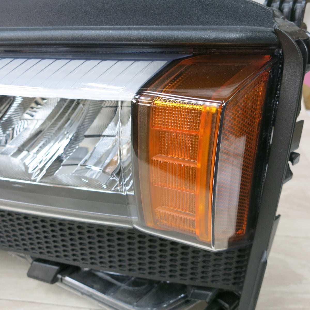[送料無料] 新車外し!左右セット◆トヨタ ランドクルーザー 250 VX 純正 LED ヘッド ライト ランプ ICHIKOH 60-343◆