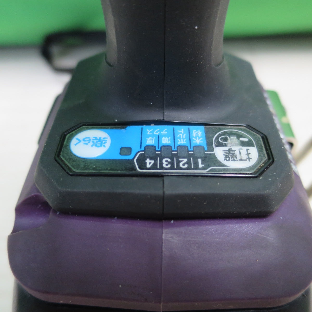 [送料無料] ☆マキタ 充電式 インパクトドライバ TD172D 電動 工具 18V 充電器 DC18RC makita☆