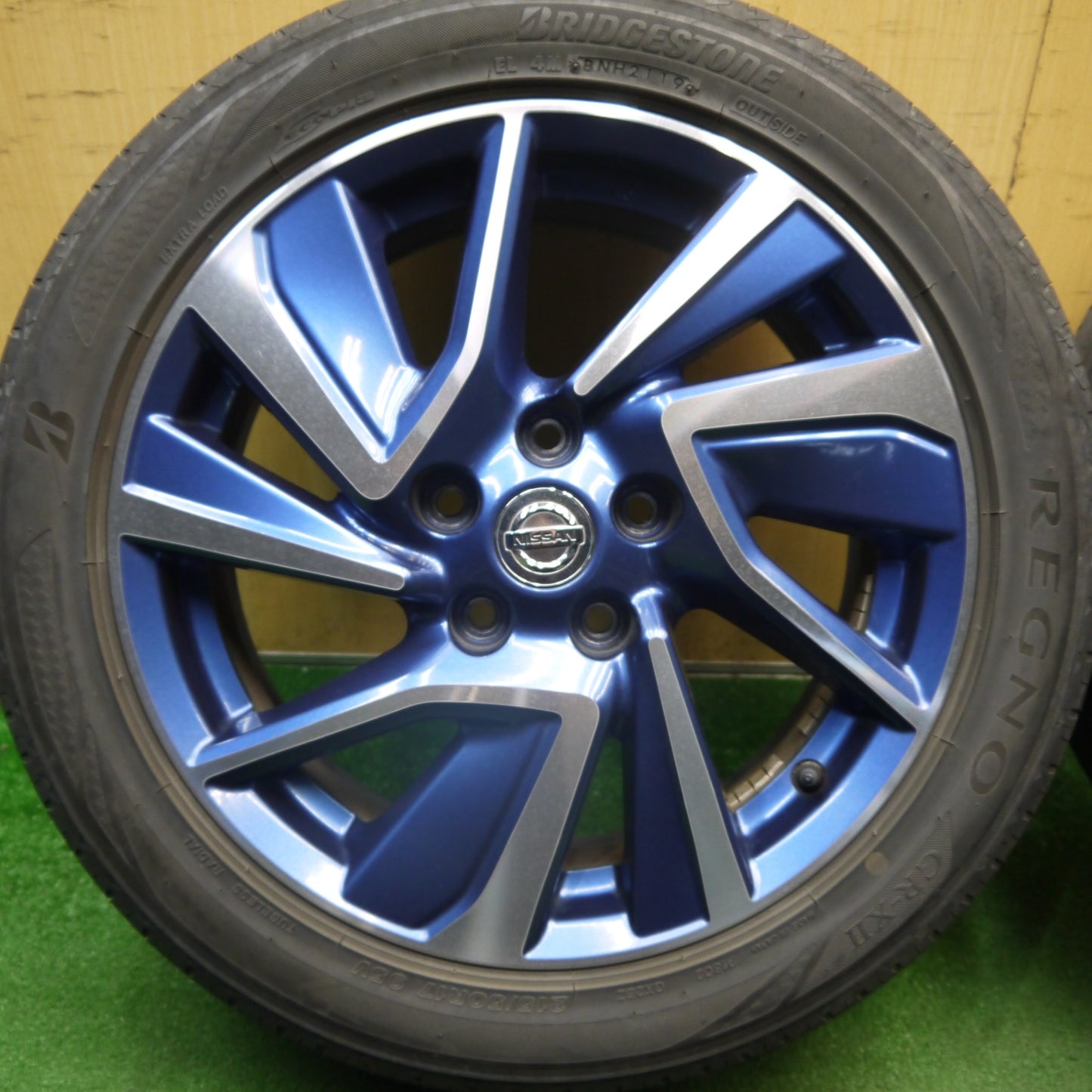 4本価格★日産 AZE0 リーフ エアロ スタイル 純正 215/50R17 ブリヂストン レグノ GR-X2 17インチ PCD114.3/5H★6040706Hノ