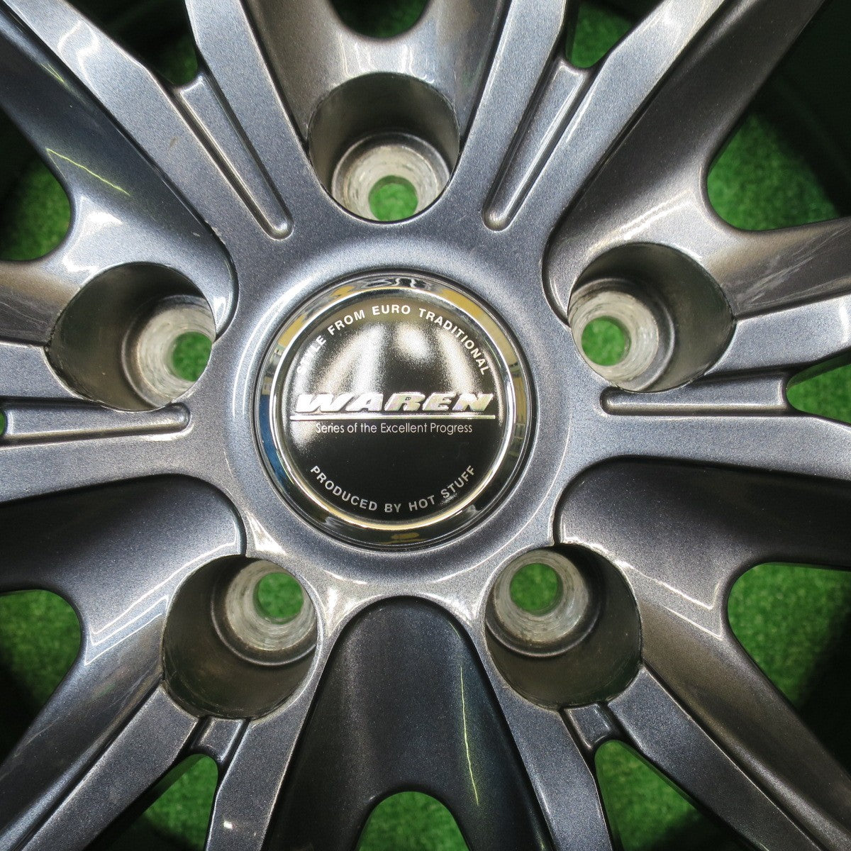 バリ溝！22年！キレイ！9.5分★スタッドレス 215/60R17 ブリヂストン ブリザック VRX2 WAREN ヴァーレン 17インチ PCD114.3/5H★5101401NJス