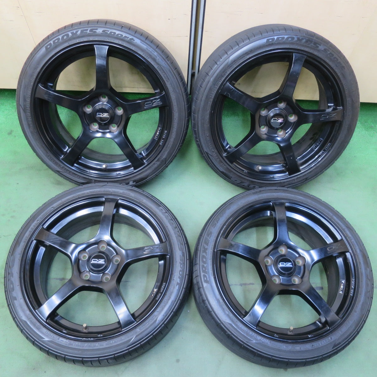 4本価格★MINI ミニ クーパー 等 O・Z X-LINE Torino 205/45R17 トーヨー プロクセス スポーツ OZ レーシング トリノ 17インチ PCD112/5H★6050401イノ