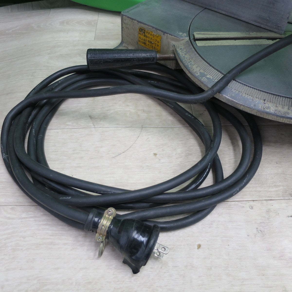 [送料無料] ☆makita マキタ 卓上丸ノコ LS1030 100V 木工用 260mm 10型  DIY 電動 工具 大工 道具 切断機☆