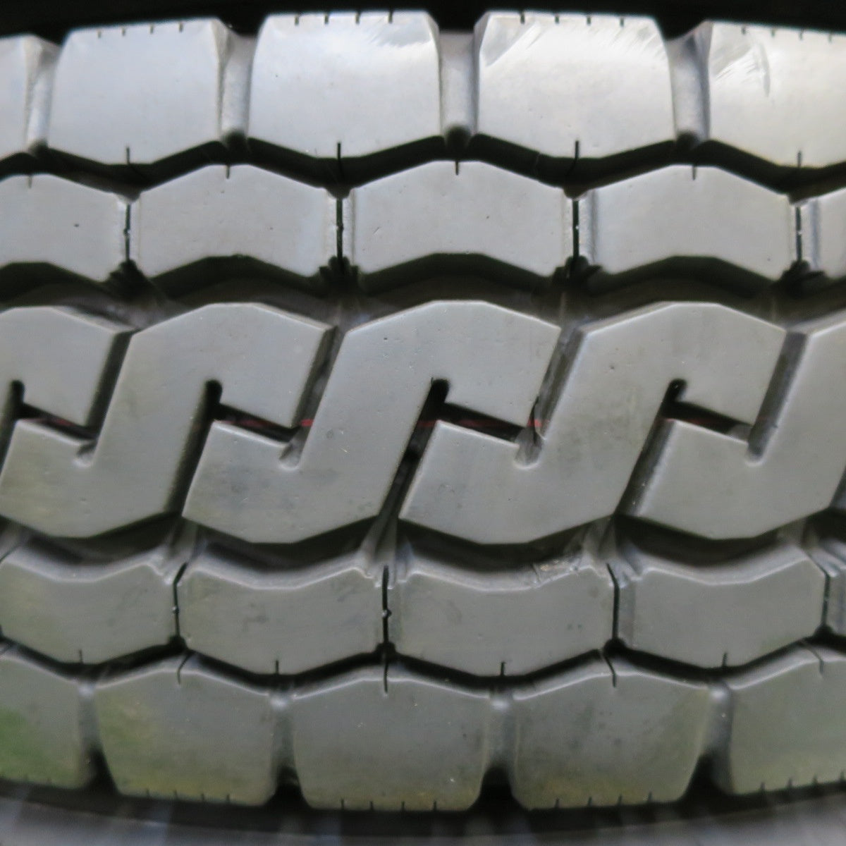 *送料無料* 4本価格！20年★トラック タイヤ 195/85R16 114/112N ブリヂストン エコピア M812 ミックス オールシーズン 16インチ★4071506イノタ