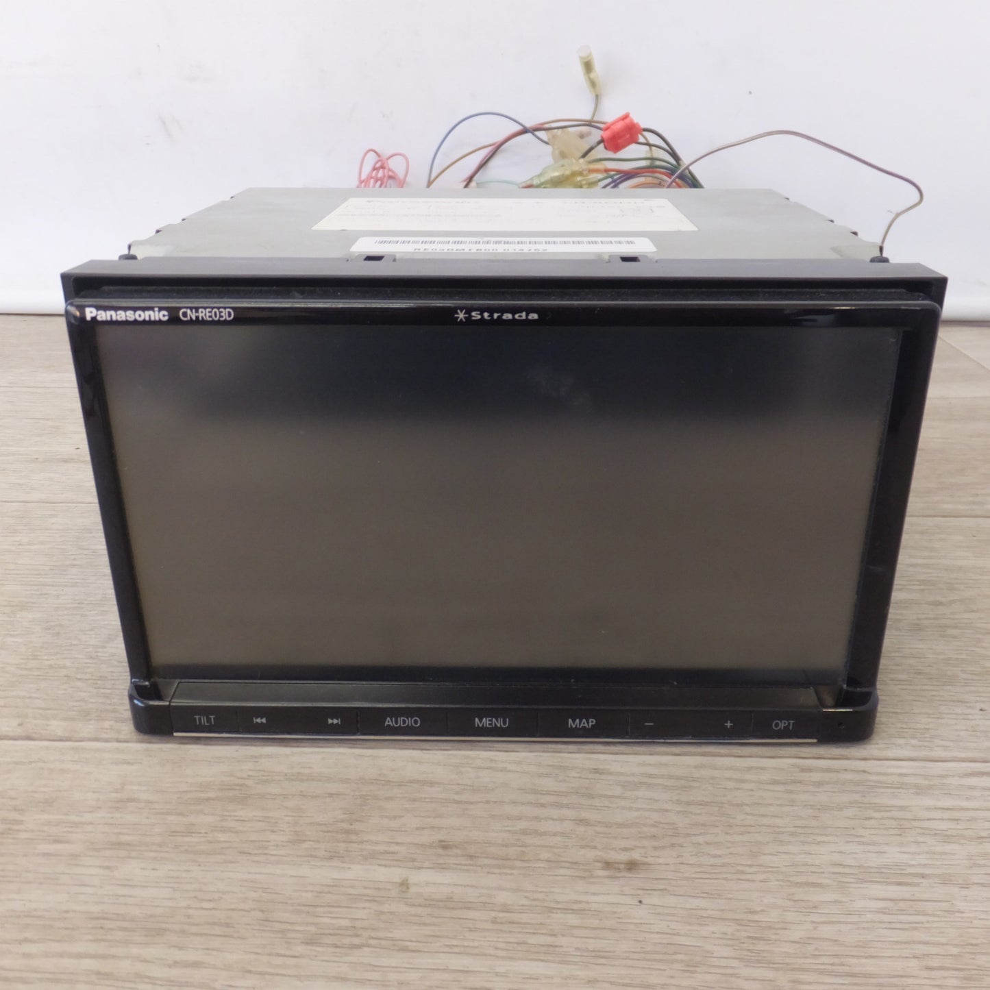 [送料無料] ★パナソニック Panasonic SDカーナビステーション Strada CN-RE03D[12]★