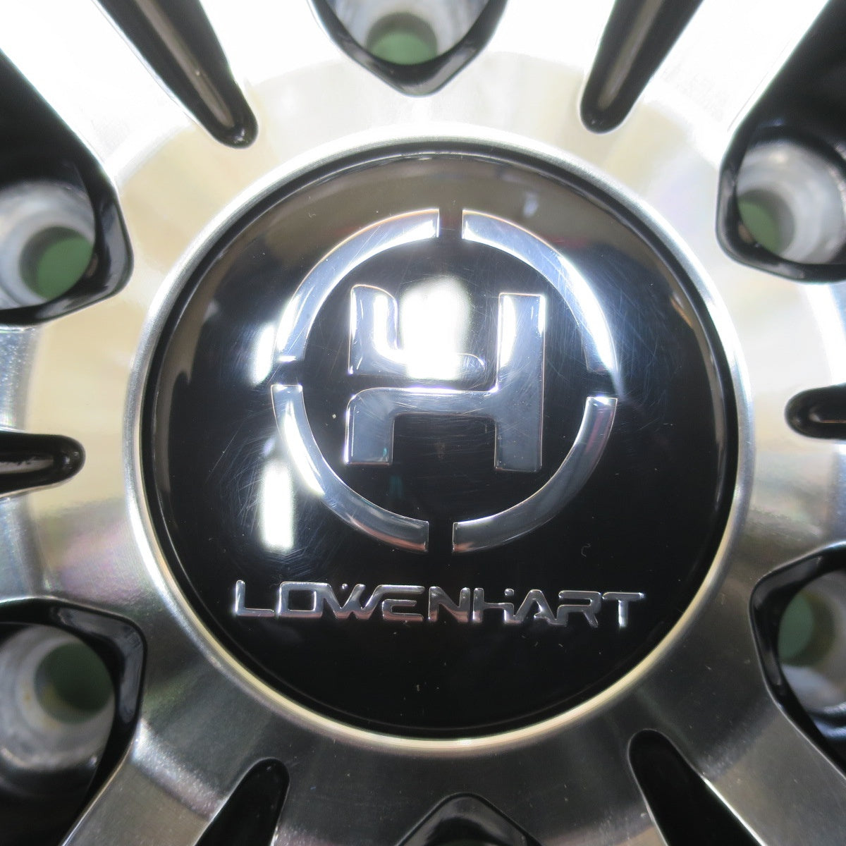 ほぼ未使用！23年！キレイ★LOWENHART GXL106 265/50R20 モンスタ TERRAIN GRIPPER ホワイトレター レーベンハート 20インチ PCD139.7/6H★5120401イノ