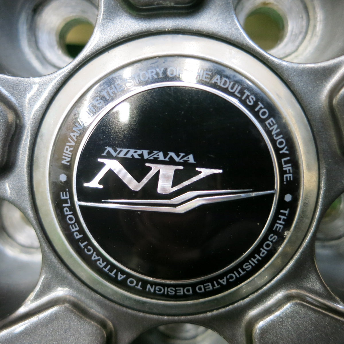 *送料無料* バリ溝！キレイ！9.5分★プリウス等 195/65R15 スタッドレス トーヨー ガリット G5 NIRVANA NV ニルバーナ PCD100/5H★4032708イス