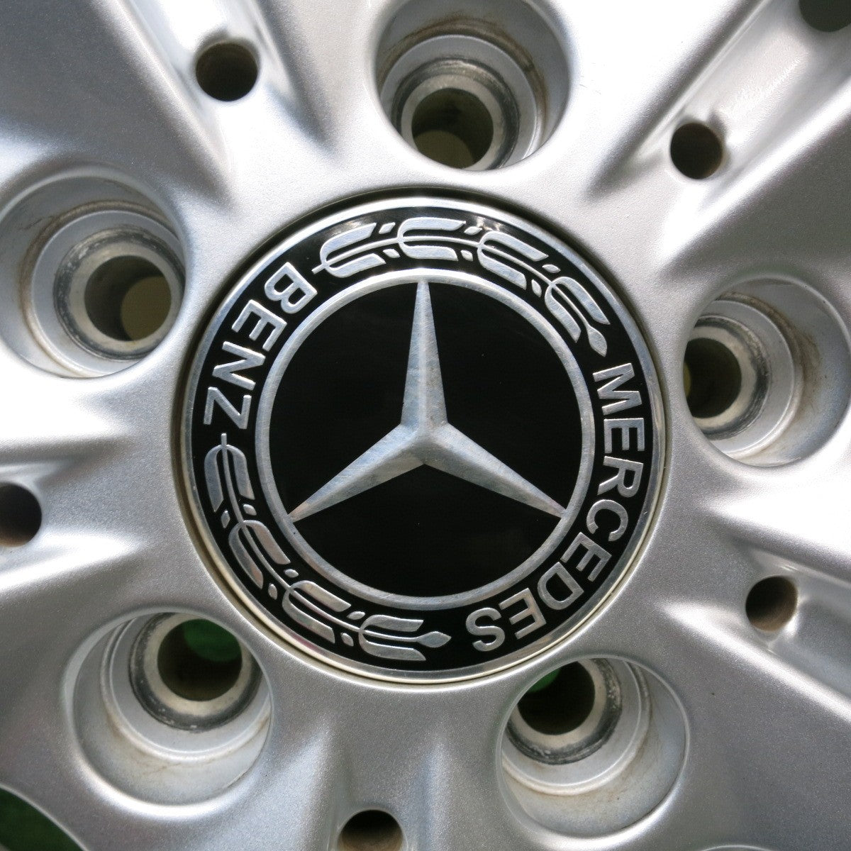 バリ溝！22年！キレイ！9.5分★ベンツ 等 225/45R18 スタッドレス ブリヂストン ブリザック VRX2 社外 アルミ 18インチ PCD112/5H★5080308HAス