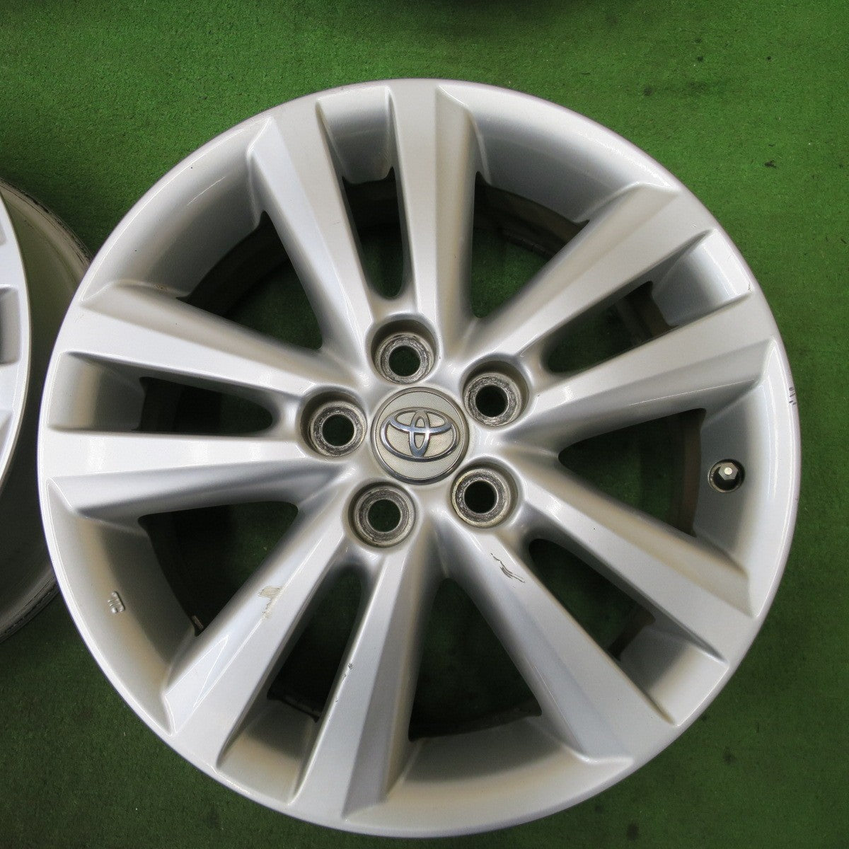 4本価格★トヨタ ウィッシュ 純正 ホイール 16インチ 16×6J PCD100/5H★6022501NGホ