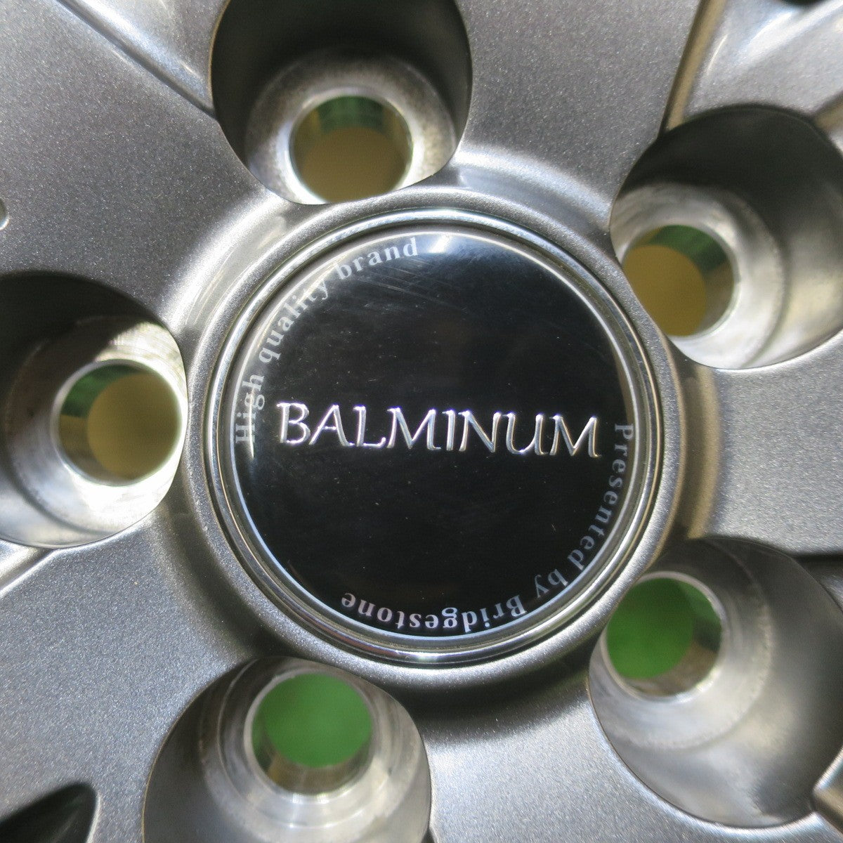 バリ溝！キレイ！9.5分★プリウス 等 195/65R15 スタッドレス ブリヂストン ブリザック VRX2 BALMINUM BR10 バルミナ 15インチ PCD100/5H★6041706イス