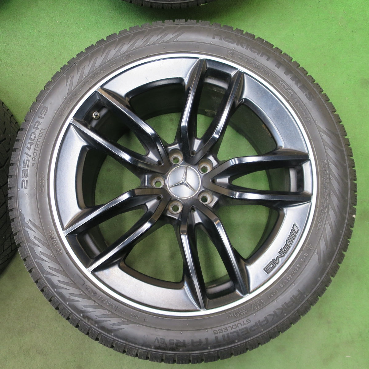 センサー付！22年★ベンツ GT43 GT53 GT63 純正 AMG 255/45R19 285/40R19 スタッドレス ノキアン タイヤ ハッカペリッタ R5 EV 19インチ PCD112/5H★6032702ナス