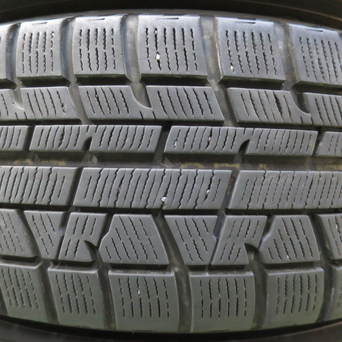 バリ溝！キレイ！8.5分★スタッドレス 195/65R15 ヨコハマ アイスガード iG50 プラス SPORT ABELIA スポルト アベリア 15インチ PCD114.3/5H★5022608イス