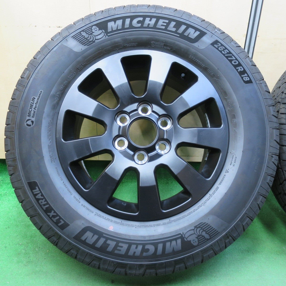 新車外し！24年★ヨタ ランクル 250 ファーストエディション 純正 265/70R18 ミシュラン LTX TRAIL PCD139.7/6H★4071201イノ