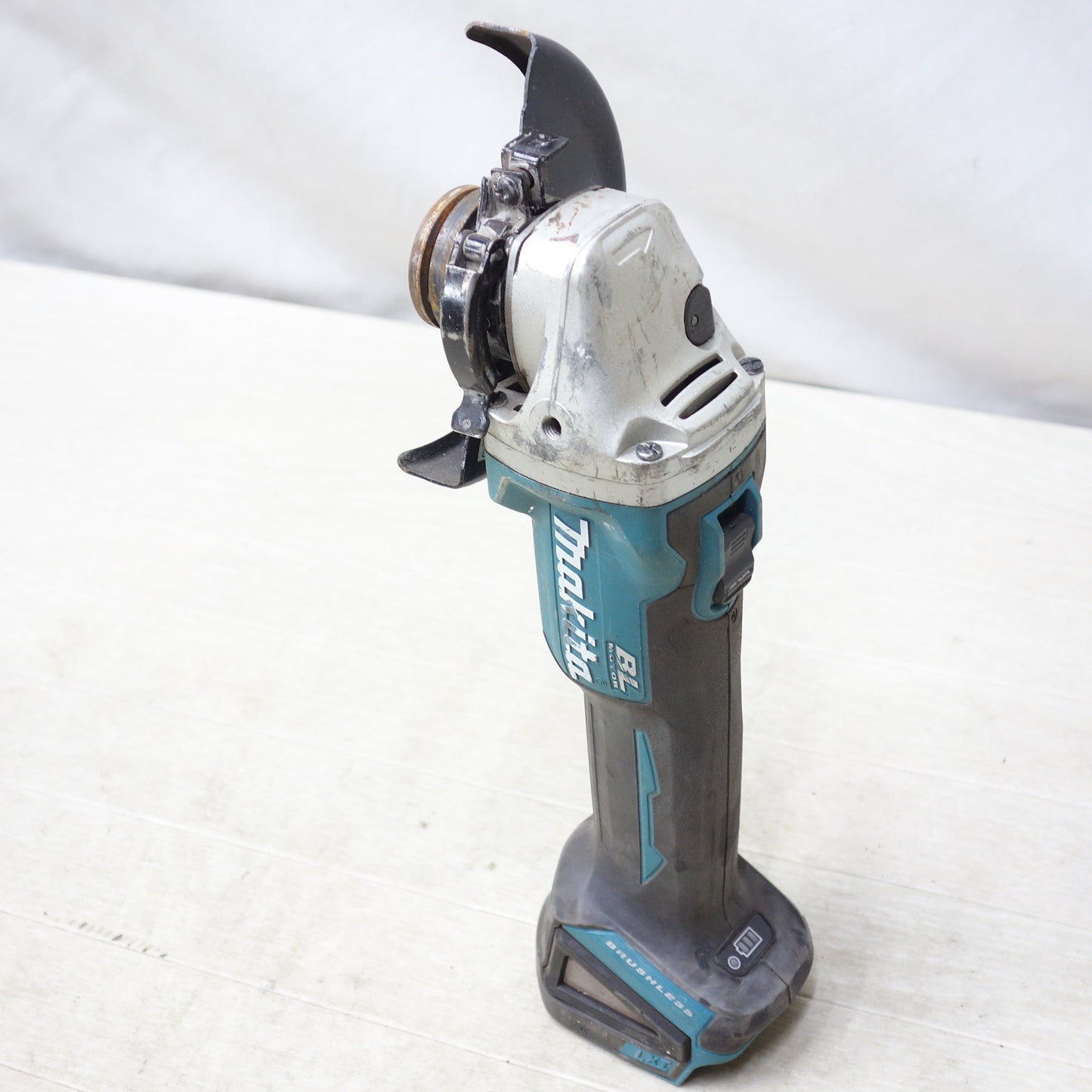 [送料無料] ◆makita マキタ 125mm 充電式ディスクグラインダ GA504D 18V 研磨機 電動工具 本体のみ◆