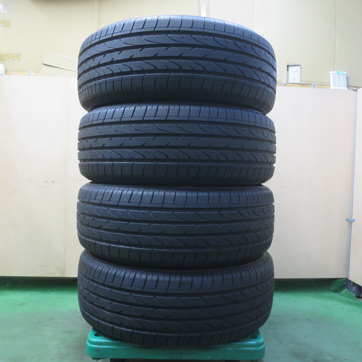 新車外し！22年★265/60R18 ブリヂストン デューラー H/P SPORT DUELER タイヤ 18インチ ランクル プラド ハイラックス サーフ パジェロ 等★6062405イノタ