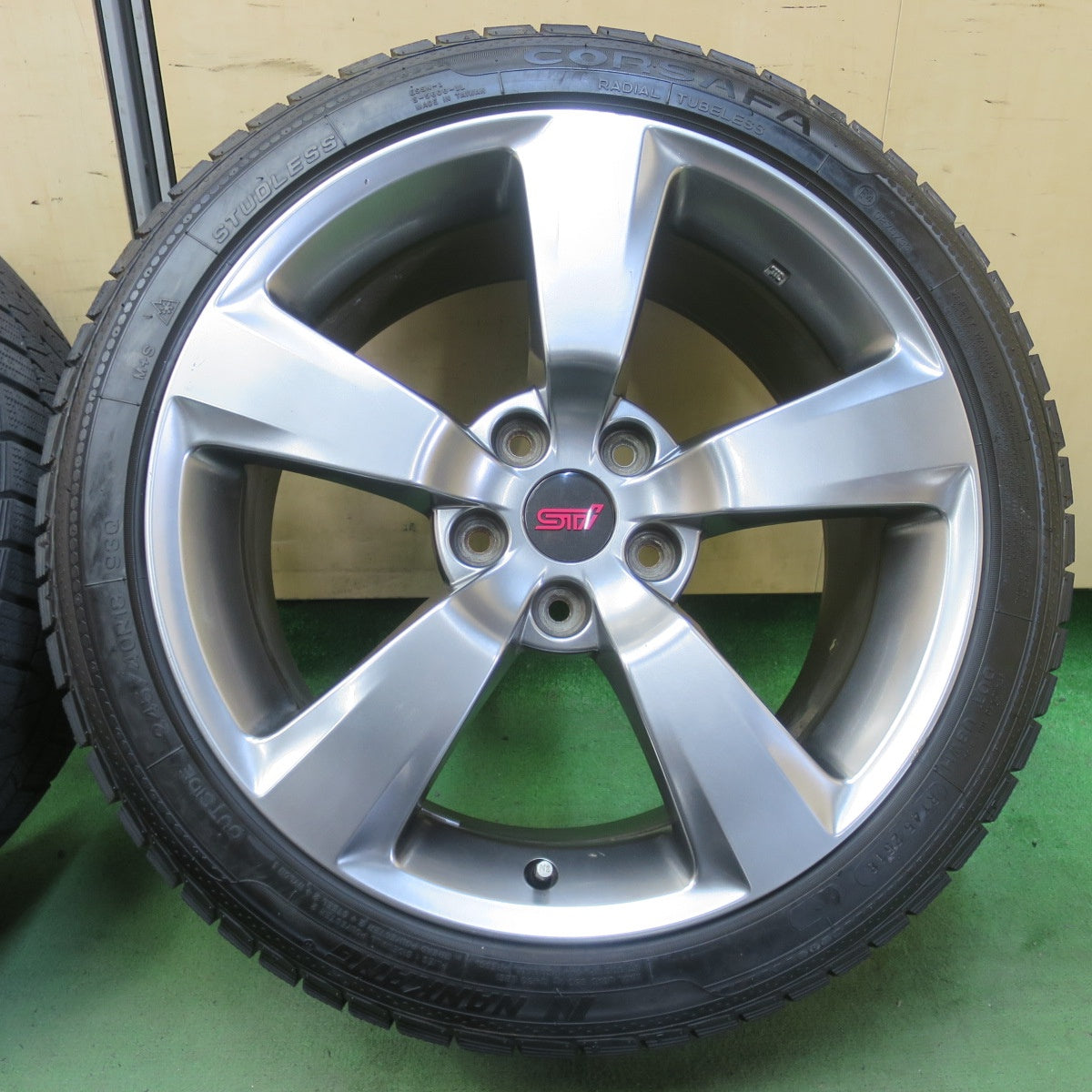 バリ溝！9分★スバル WRX STi 純正 245/40R18 スタッドレス ナンカン CORSAFA 18インチ PCD114.3/5H★6052708イス