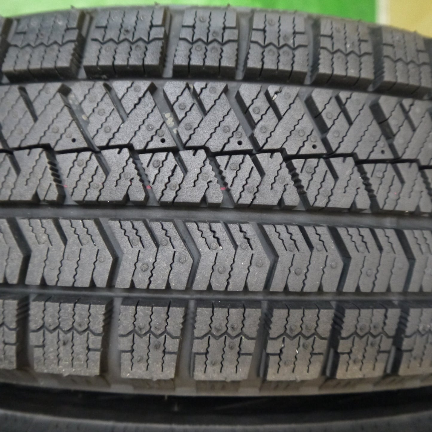 バリ溝！22年！キレイ！ほぼ10分★スタッドレス 155/65R14 ブリヂストン ブリザック VRX2 VELVA CHARGE ヴェルヴァ 14インチ PCD100/4H★5110708Hス