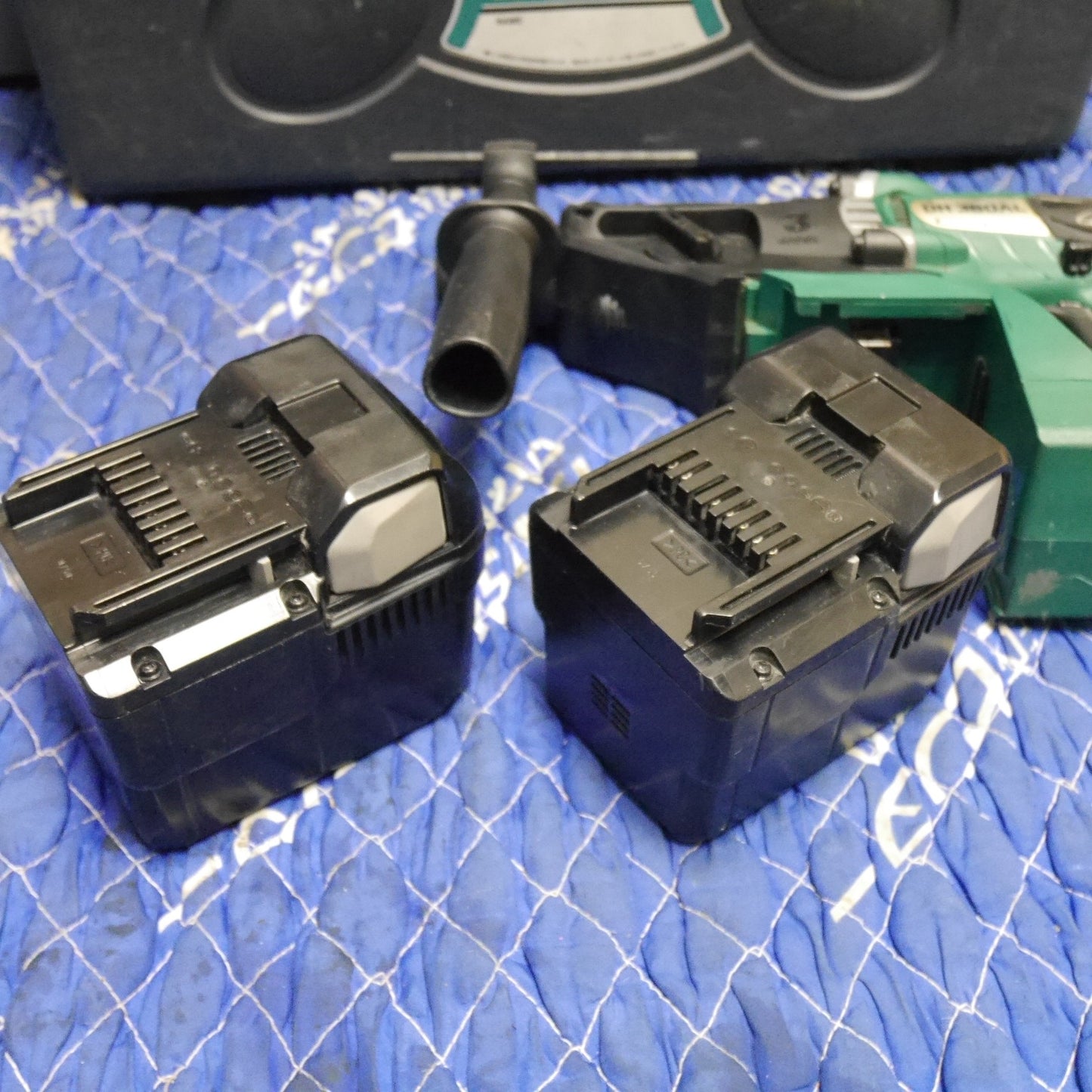 [送料無料] バッテリー2個付☆日立 26mm コードレス ロータリ ハンマ ドリル DH36DAL 電動 工具 36V ハンマードリル HITACHI☆