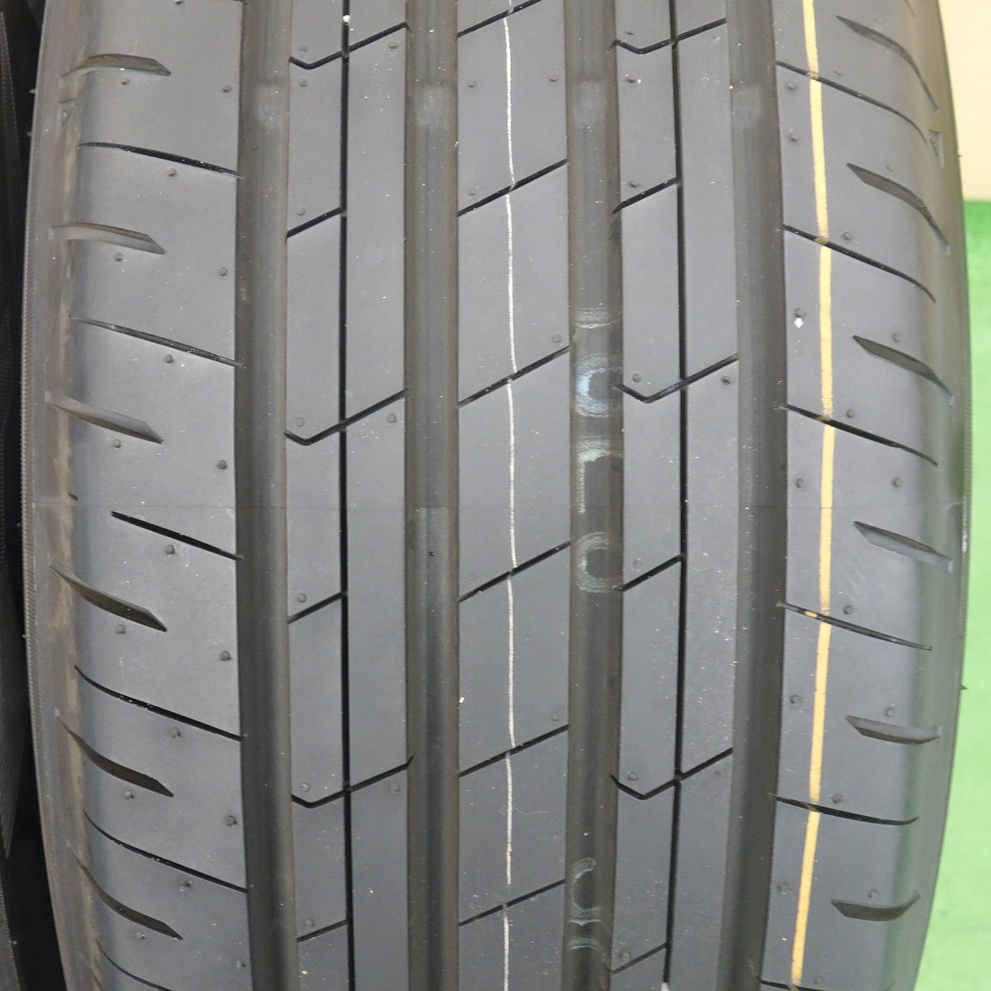 新車外し！26年★225/60R18 トーヨー プロクセス Comfort コンフォート 40系 アルファード ヴェルファイア ハリアー RAV4 等★6061102KTノタ