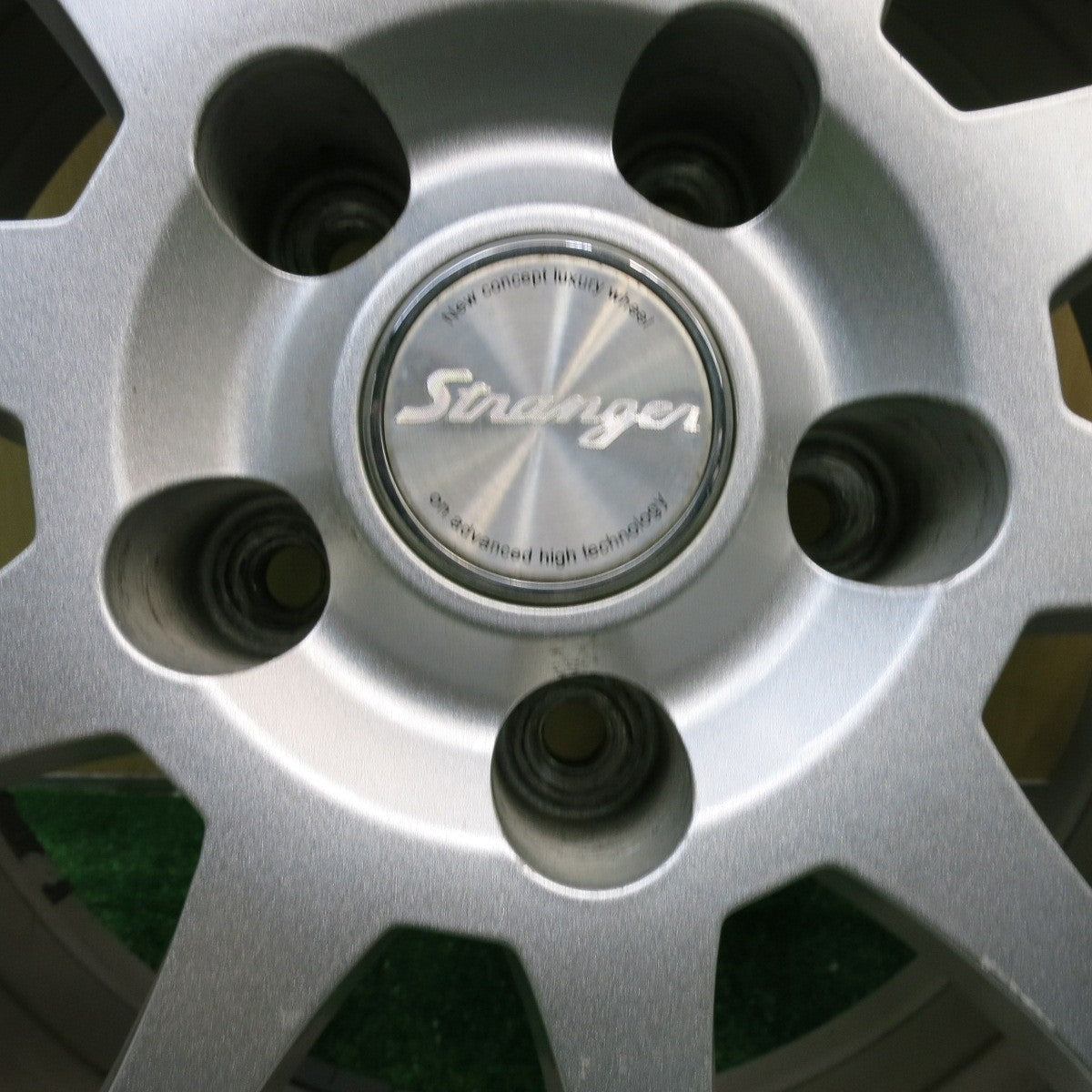 バリ溝！9.5分★スタッドレス 205/60R16 ヨコハマ アイスガード iG60 Stranger ストレンジャー 16インチ PCD114.3/5H★5060606AKス