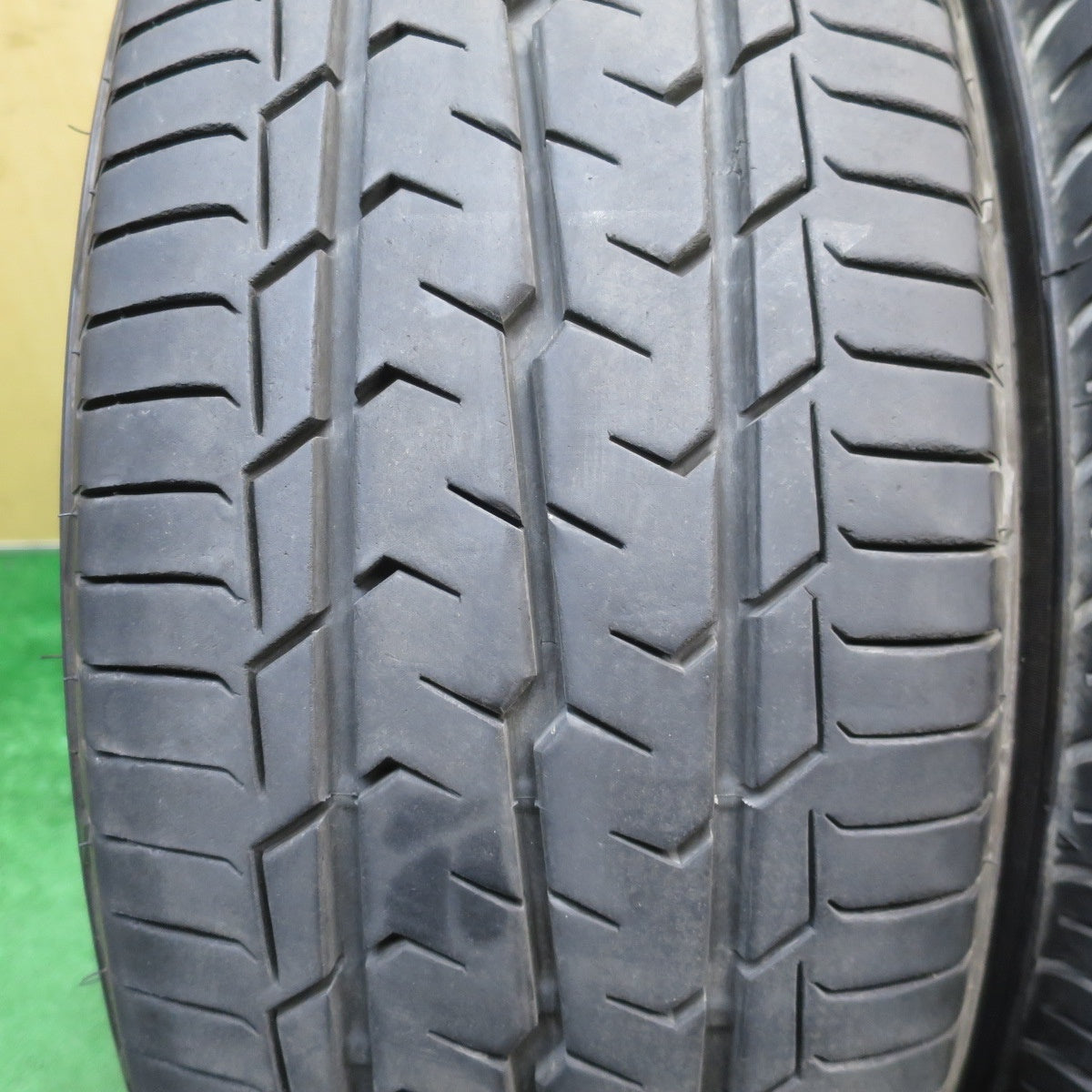 バリ溝！24年！9.5分★MAD CROSS BREAKER XS6 215/60R17 109/107R 8PR トーヨー H20 H30 17インチ マッドクロス ブレイカー PCD139.7/6H★6041601NJノ