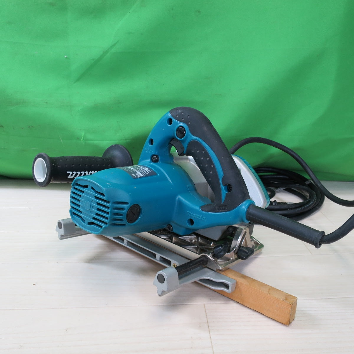 [送料無料] 付属品付き☆マキタ 小型 ミゾキリ 100V 外径 120mm 以下 3005BA 溝切り 電動 工具☆
