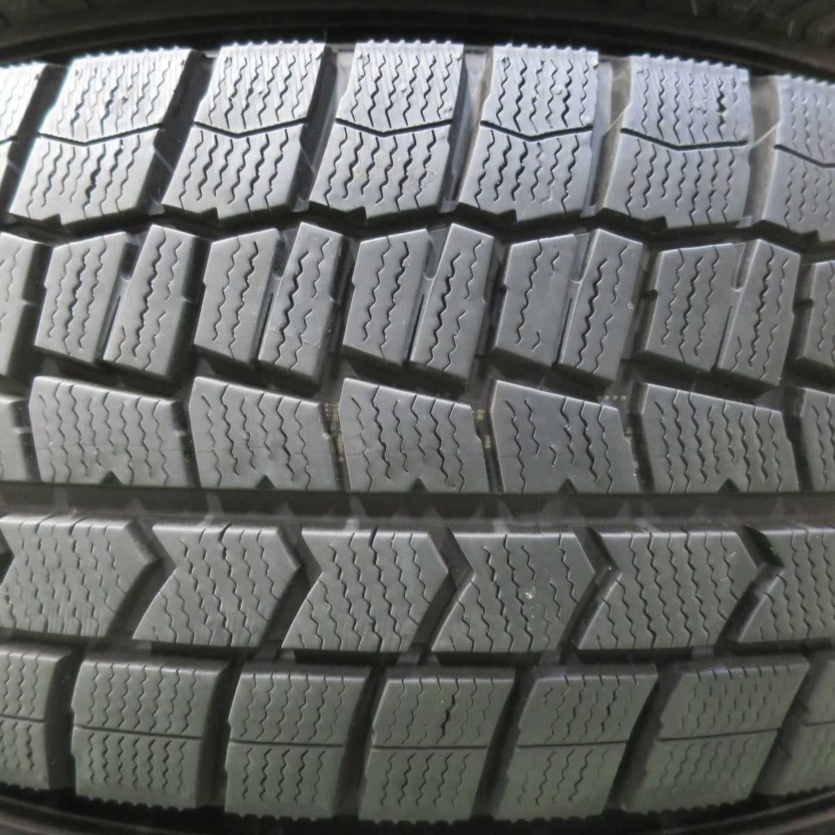 バリ溝！23年！9.5分★フォレスター 等 215/65R16 スタッドレス ダンロップ ウインターマックス WM02 EURO SPEED SPIDER-5 ユーロスピード PCD100/5H★5022119イス
