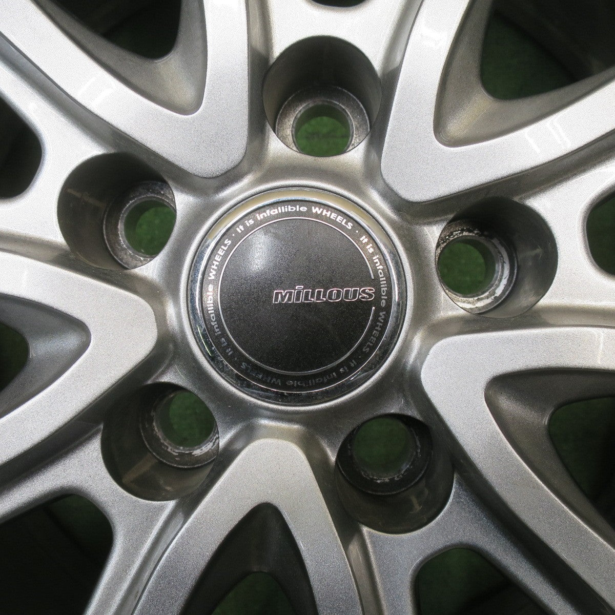 バリ溝！24年！キレイ！ほぼ10分★スタッドレス 195/65R16 ヨコハマ アイスガード iG70 MILLOUS VX ミルアス 16インチ PCD114.3/5H★6020602NJス