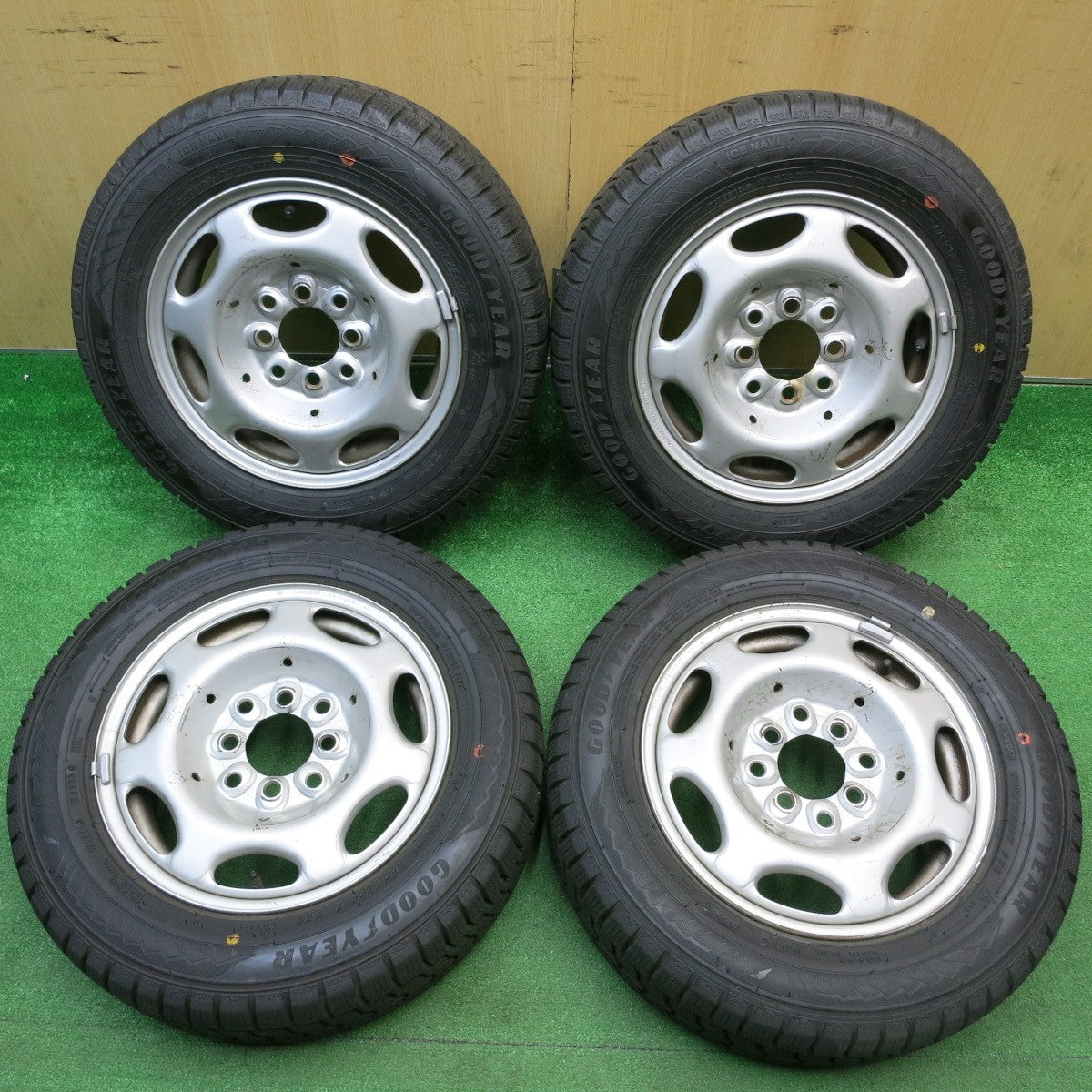 超バリ溝！23年！ほぼ10分★スタッドレス 165/65R13 グッドイヤー アイスナビ8 スチール ホイール 13インチ PCD 100 114.3/4H マルチ★5122104HAス