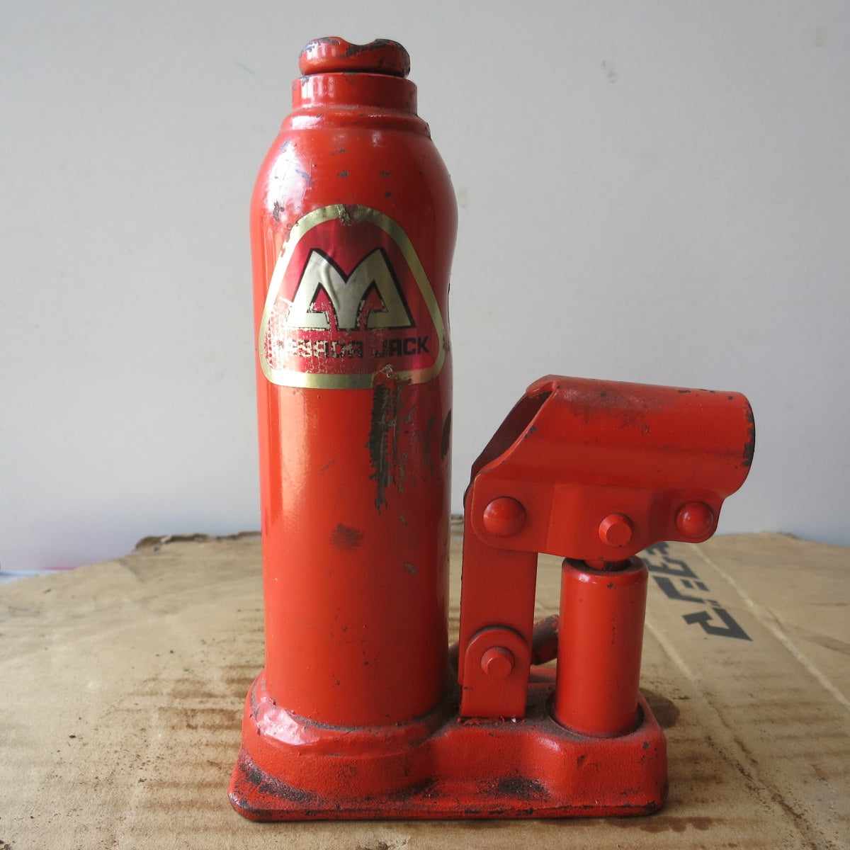 [送料無料] ◆マサダ 油圧 ジャッキ MS-2 工具 2TON 2ton 2トン 2000kg 油圧式 オイル だるま ダルマ 車載 自動車 点検 整備◆