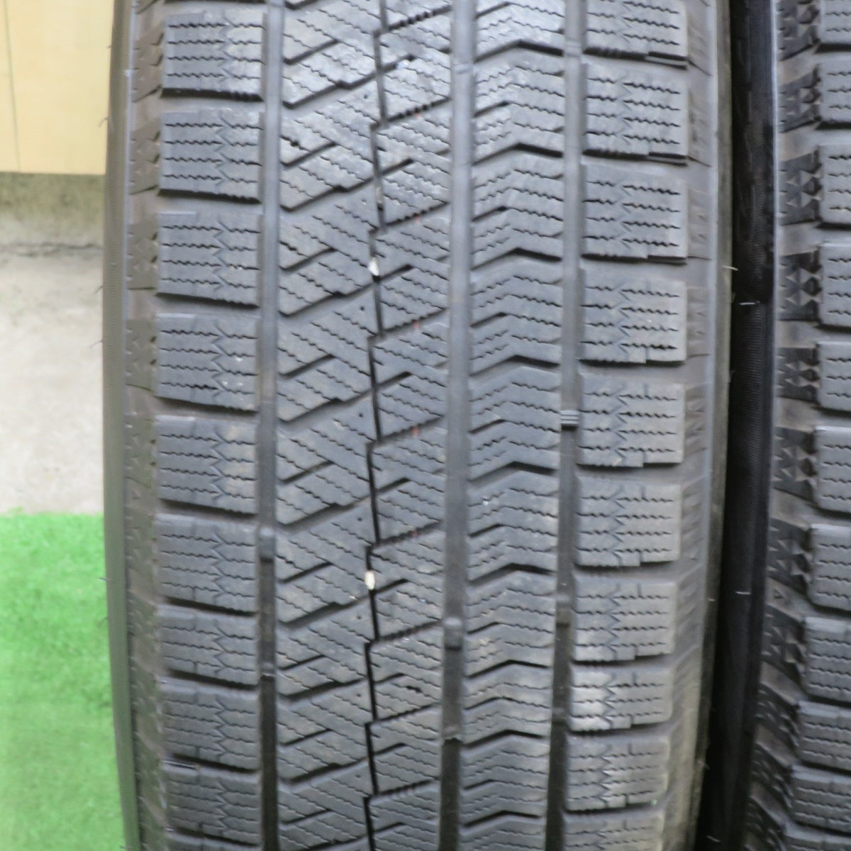 バリ溝！9分★スタッドレス 215/65R16 ブリヂストン ブリザック VRX2 TOPRUN トップラン 16インチ PCD114.3/5H★6022105TTス
