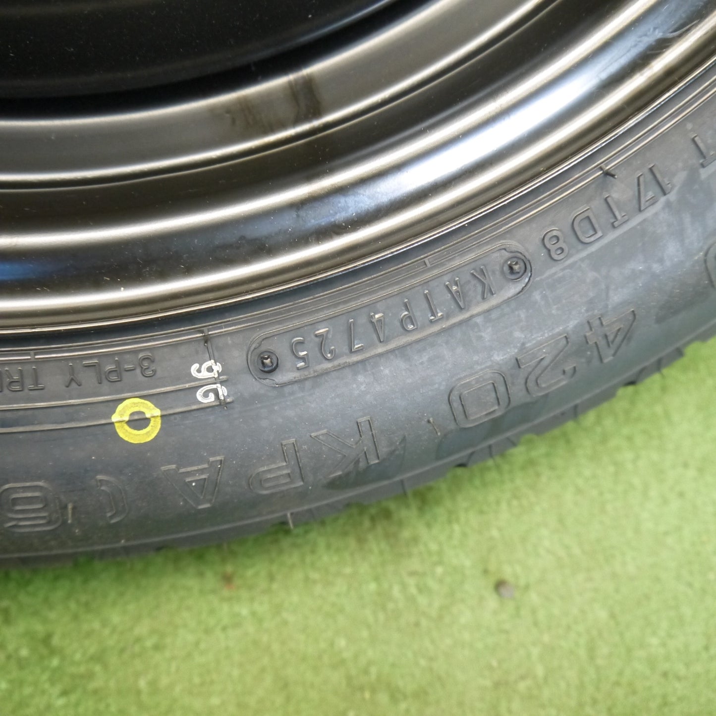 未使用！25年！1本◎トヨタ 90系 ノア 純正 車載 スペア 135/80R16 ダンロップ SPACE MISER MKⅢ 16インチ PCD114.3/5H◎6061906Hノ