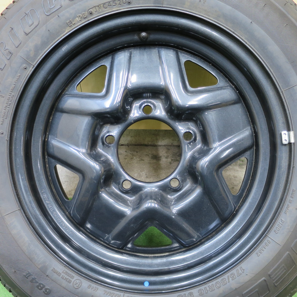 未使用！1本◎スズキ JB64 ジムニー 純正 スチール 175/80R16 ブリヂストン デューラー H/T 684Ⅱ DUELER 16インチ PCD139.7/5H◎6100602ナノ