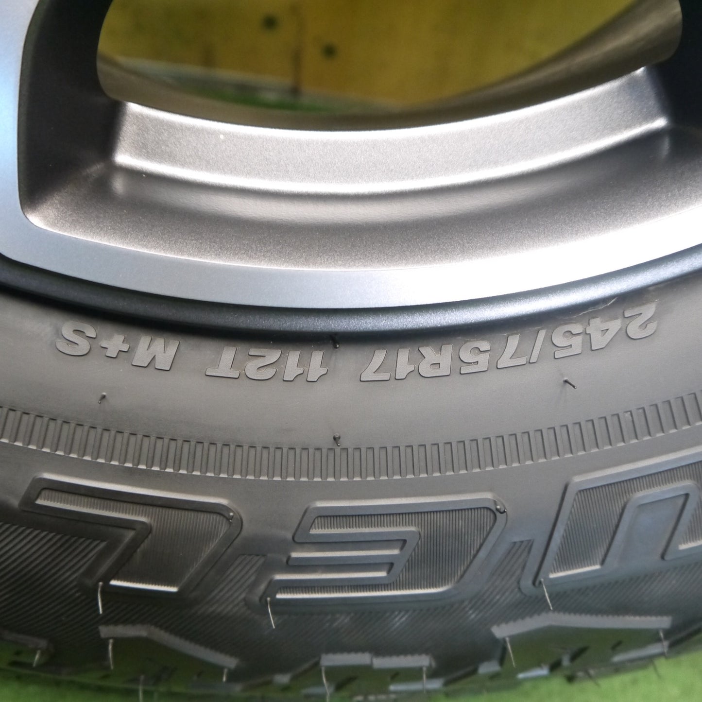新車外し！1本◎JEEP ジープ JL ラングラー 純正 245/75R17 ブリヂストン デューラー A/T RH-S 17インチ PCD127/5H◎6072703Hノ
