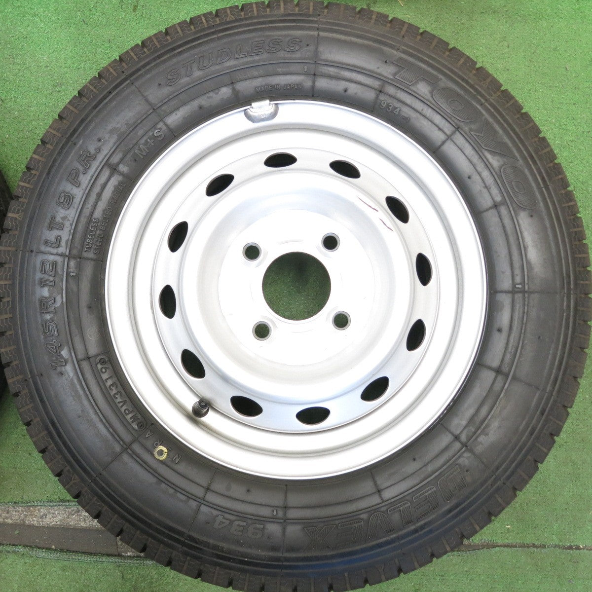 ほぼ未使用◎スタッドレス 145R12 8PR トーヨー デルベックス 934 スチール ホイール 12インチ PCD100/4H◎6073003HAス