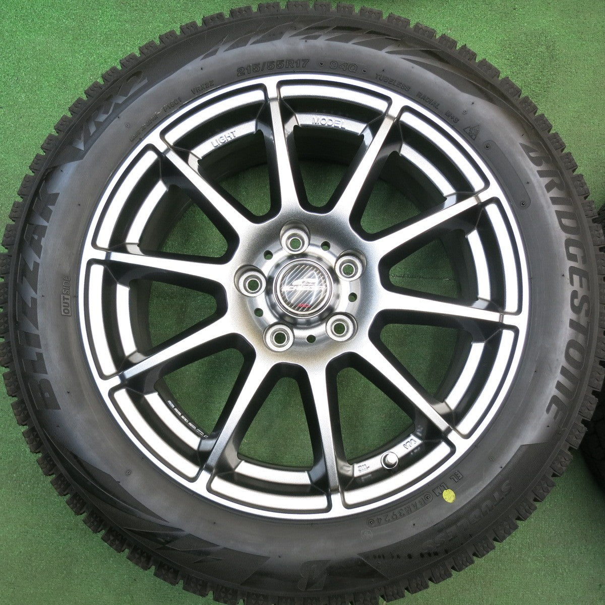 バリ溝！24年！キレイ！9.5分以上★スタッドレス 215/55R17 ブリヂストン ブリザック VRX2 SCHNEIDER MiD シュナイダー 17インチ PCD114.3/5H★6031516HAス