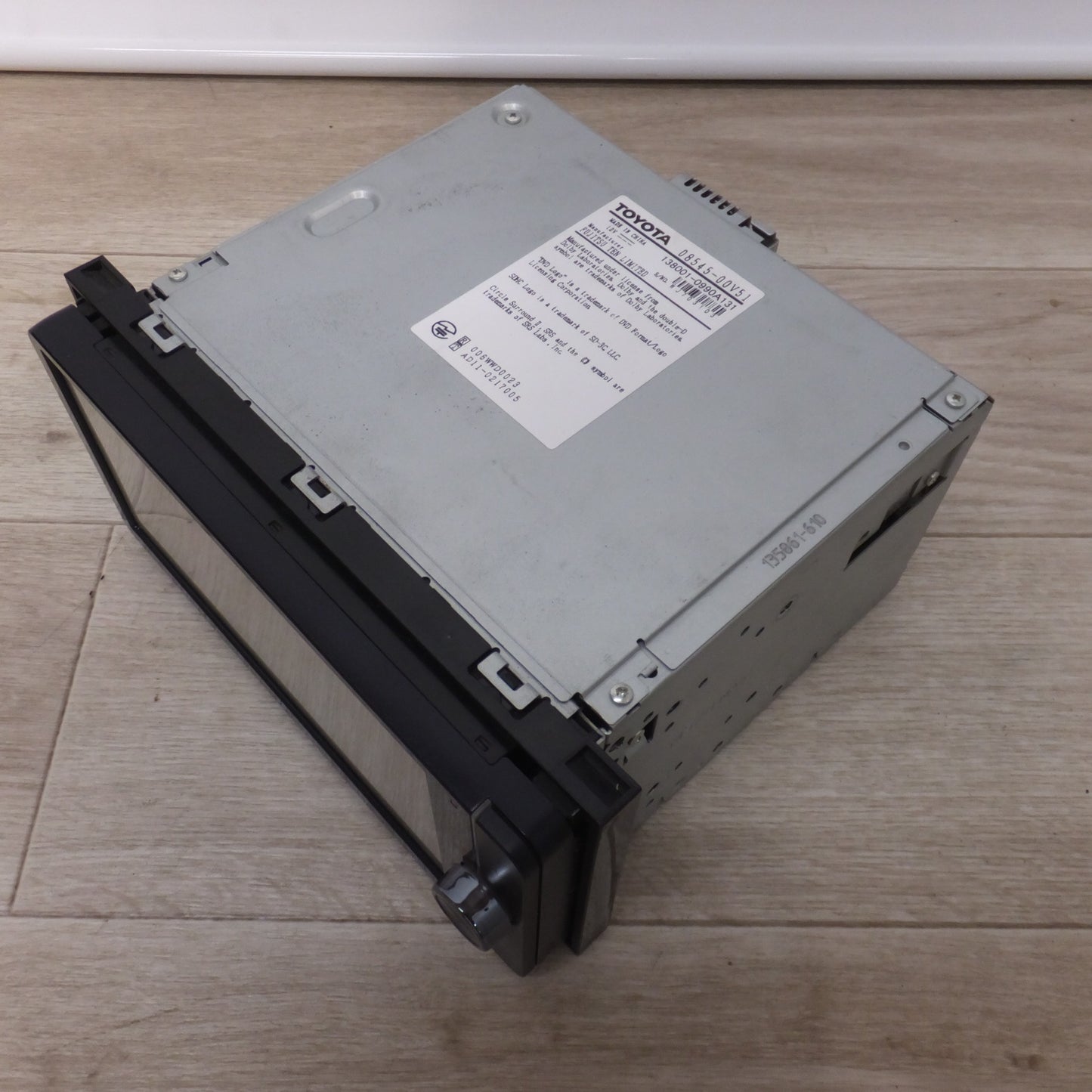 [送料無料] キレイ★富士通テン製 トヨタ TOYOTA 純正 SDナビゲーション 08545-00V51 NSZT-W62G 本体のみ★