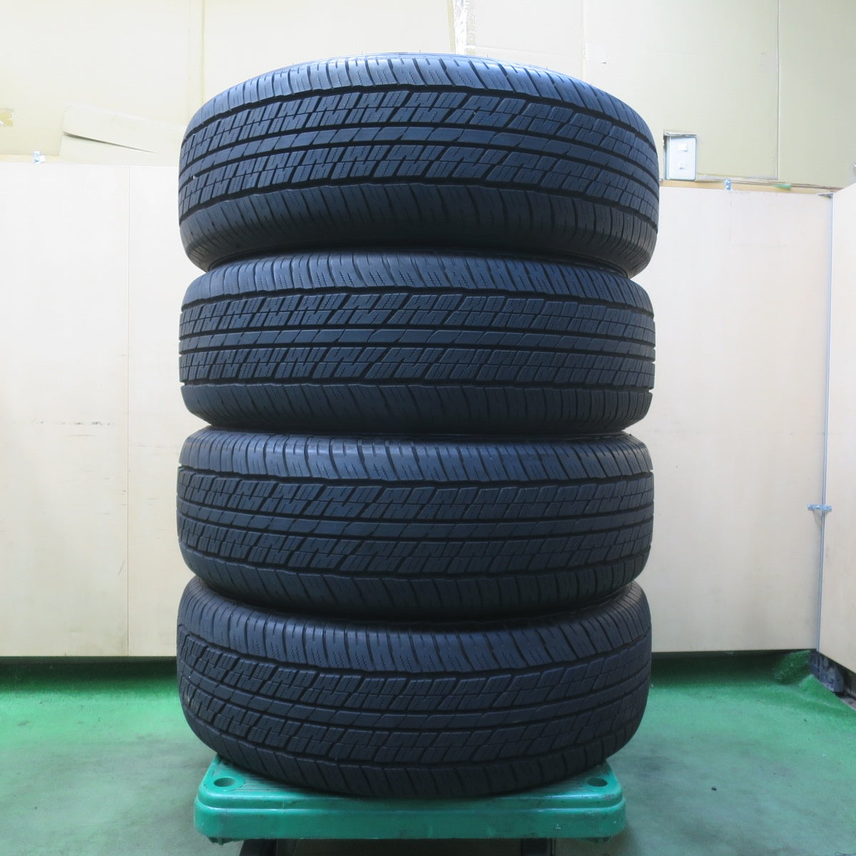 新車外し！25年★265/65R18 ダンロップ AT23 グラントレック タイヤ 18インチ ランクル 250 300 等★6050606イノタ