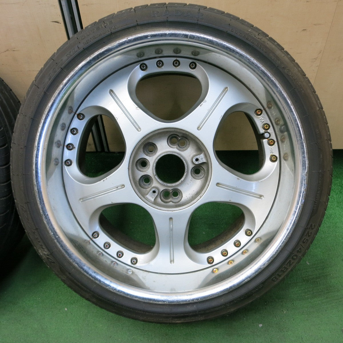 [送料無料] バリ溝！9分★SPEED STAR アンドリューD 225/40R18 235/40R18 レーダー ピレリ ブリヂストン スピードスター PCD114.3/4H 5H マルチ★4092501ナノ