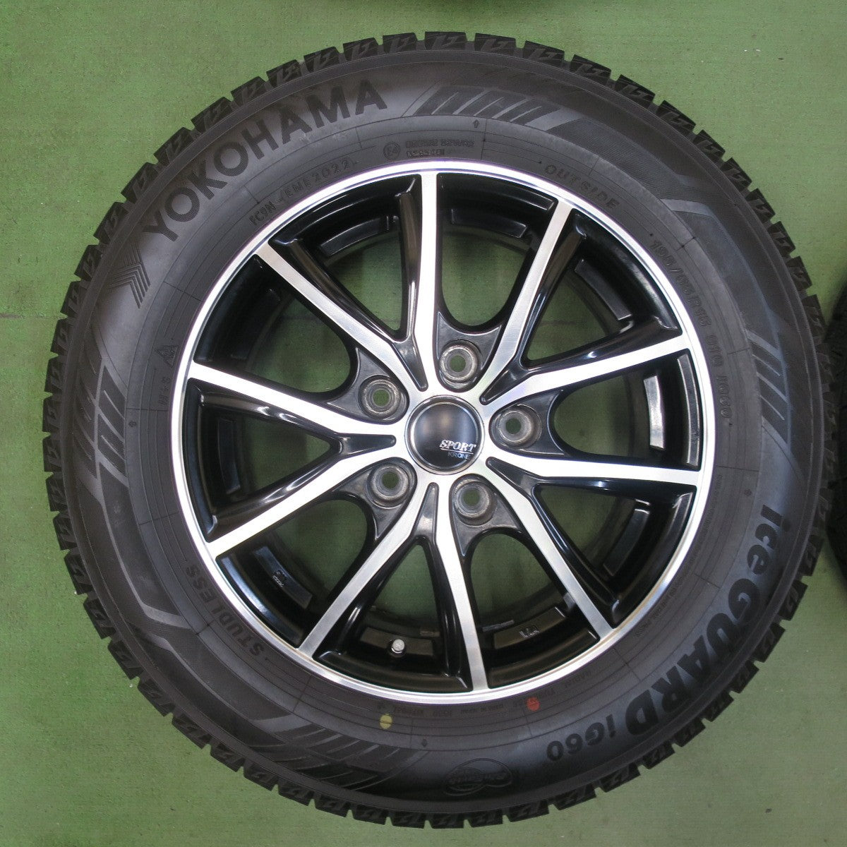 バリ溝！22年！キレイ！9分★スタッドレス 195/65R15 ヨコハマ アイスガード iG60 SPORT KRONE スポルト クローネ 15インチ PCD114.3/5H★5111903TTス