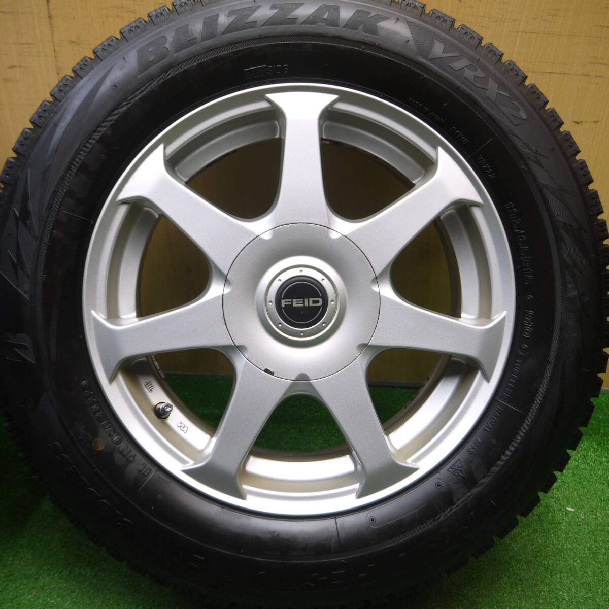 バリ溝！22年！9.5分★スタッドレス 195/65R15 ブリヂストン ブリザック VRX2 FEID 15インチ PCD100 114.3/5H マルチ★4121607Hス
